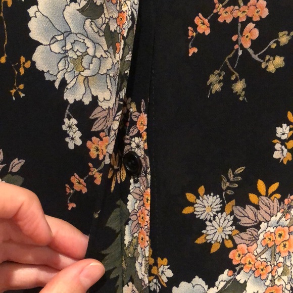 Reformation blouse - Picture 4 of 4